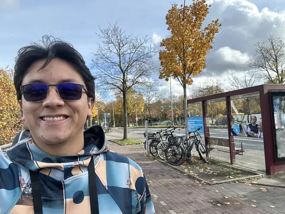 Santiago en otoño, con gafas de sol